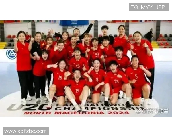 中国队迎战马其顿球队全力以赴力争胜利展现团队精神与拼搏意志 中国队迎战马其顿球队全力以赴力争胜利展现团队精神与拼搏意志