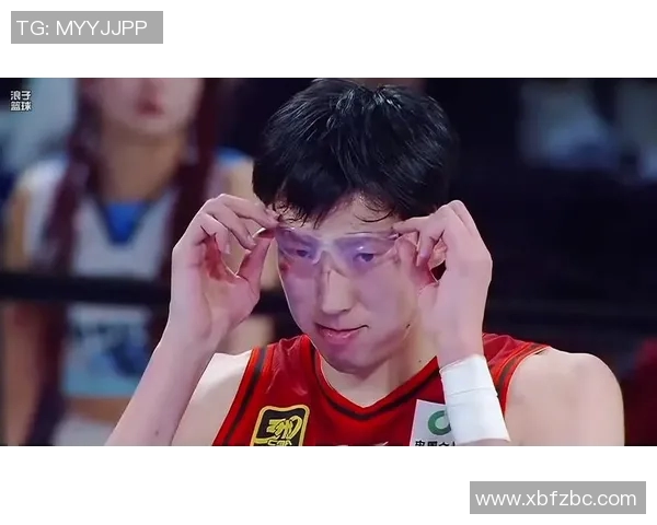 周琦的篮球之路:从青涩少年到国际赛场的闪耀明星 周琦的篮球之路:从青涩少年到国际赛场的闪耀明星