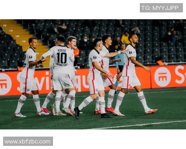 皇家贝蒂斯与雷恩展开激烈对决谁能在欧联赛场上笑到最后