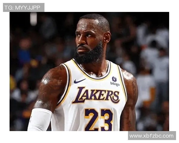 詹姆斯创历史新纪录成为首位达成四万分一万板一万助的球员