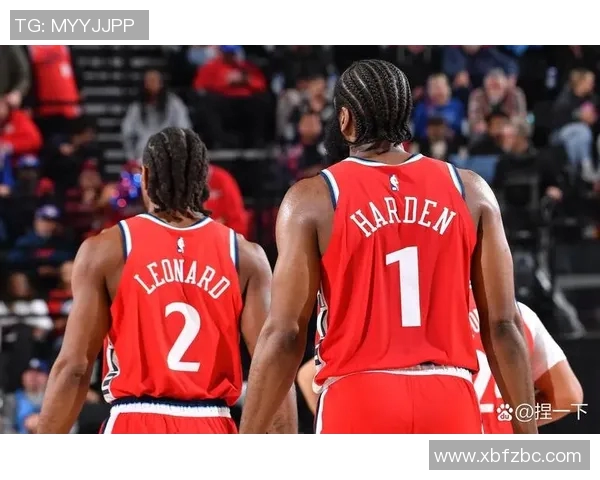 雷霆与勇士激战11月23日NBA赛场精彩对决引人瞩目 雷霆与勇士激战11月23日NBA赛场精彩对决引人瞩目