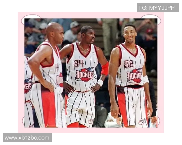 2016年公牛勇士巅峰对决回顾:历史经典之战的精彩瞬间与战术解析 2016年公牛勇士巅峰对决回顾:历史经典之战的精彩瞬间与战术解析