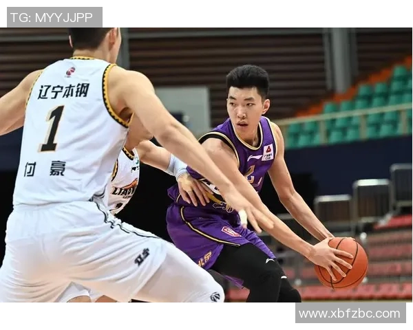 CBA赛场激战正酣辽宁队迎战北京北控全力争胜展现实力