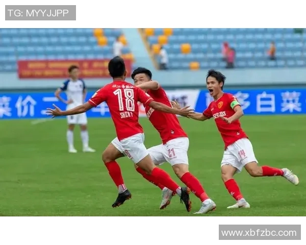 广州恒大迎战梅县铁汉力争主场全取三分展现强队风范 广州恒大迎战梅县铁汉力争主场全取三分展现强队风范