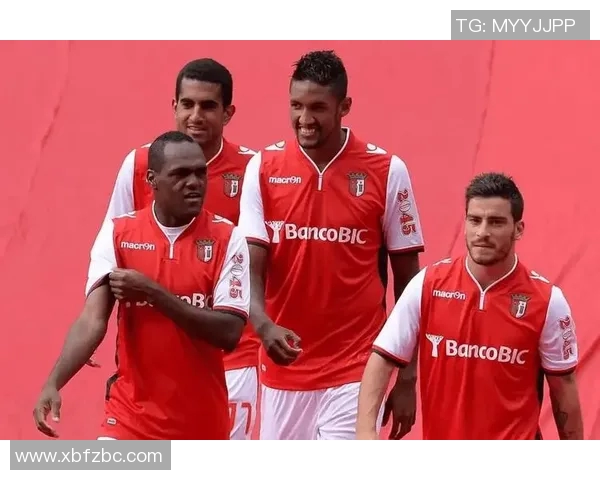 弗拉门戈与巴拉那的激烈对决揭示足球战术与团队精神的较量