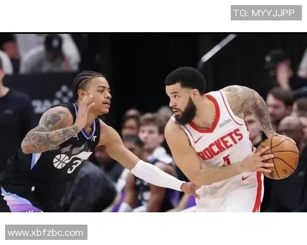 火箭队与爵士队激战12月18日精彩对决期待两队展现最佳状态 火箭队与爵士队激战12月18日精彩对决期待两队展现最佳状态