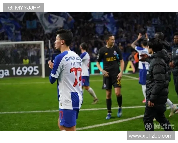 费雷拉与法马利康对决分析及战术解析探讨