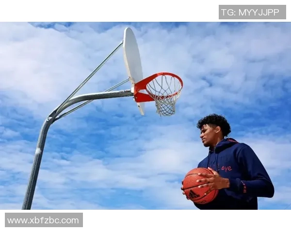 赫伯特琼斯：篮球场上的闪耀新星与未来之路探索